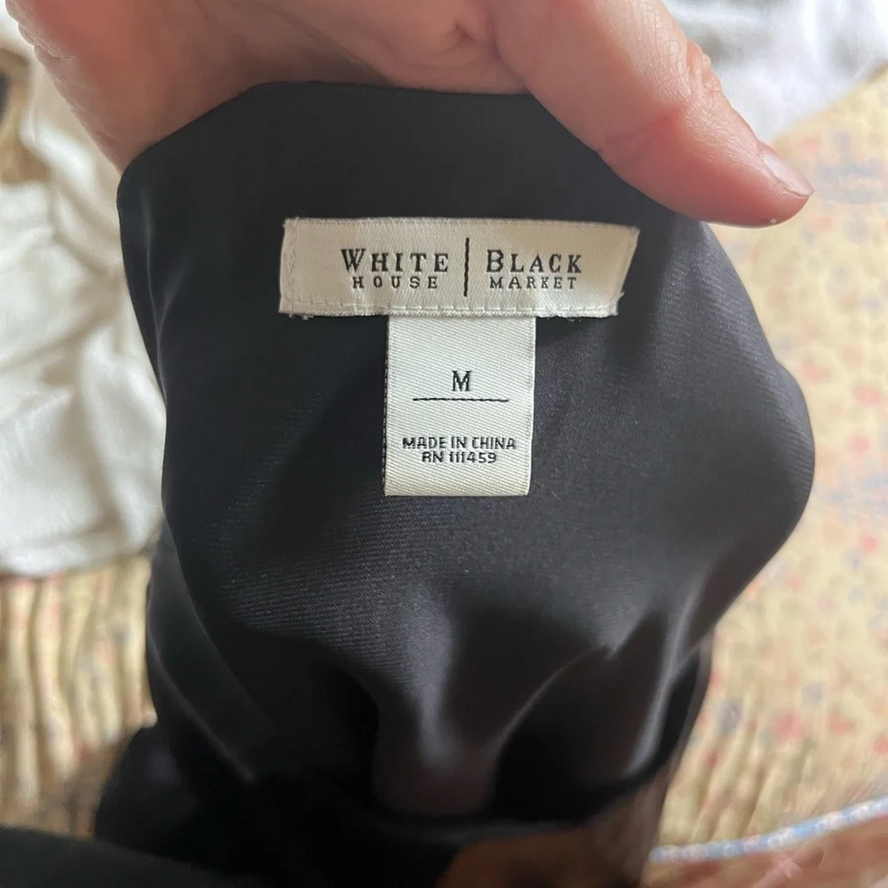 White House Black Market silky top - Picture 3 of 4
